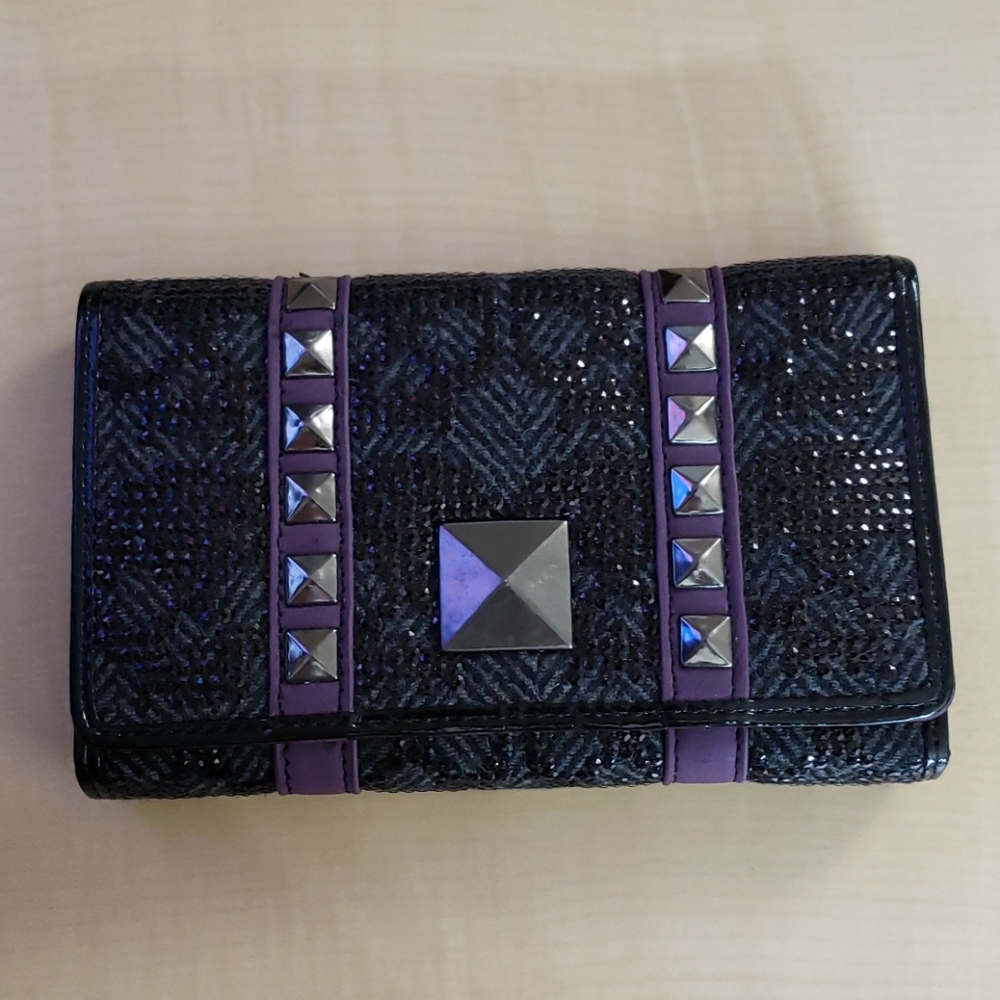 Black and Purple Wallett